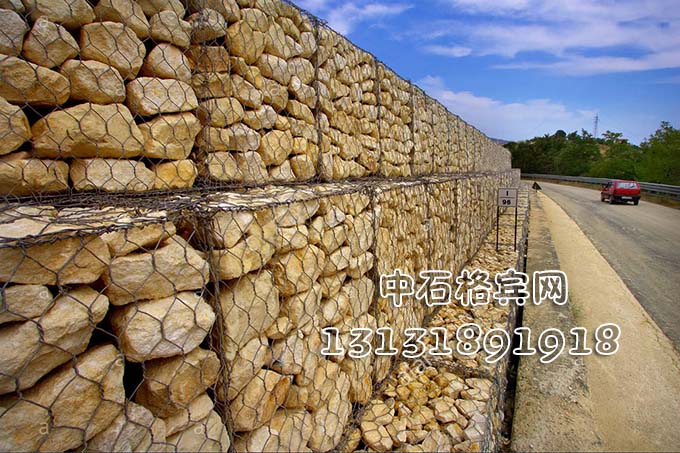 護(hù)岸鉛絲石籠擋墻價格咨詢13131891918